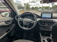 Experience exceptional efficiency and modern versatility with the 2022 Ford Escape SE Plug-In Hybrid... (image 8)