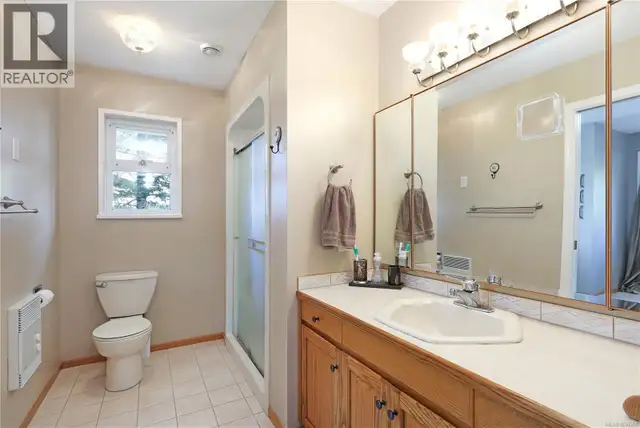 2371 Steelhead Rd Campbell River, British Columbia in Houses for Sale in Campbell River - Image 32