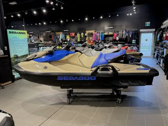 2025 Sea-Doo Wake 170 in Personal Watercraft in Norfolk County - Image 6