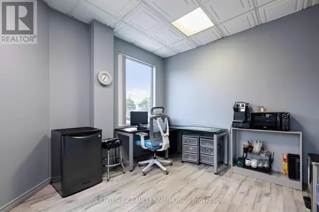 18 - 2355 DERRY ROAD E Mississauga (Northeast), Ontario in Commercial & Office Space for Sale in Mississauga / Peel Region - Image 24