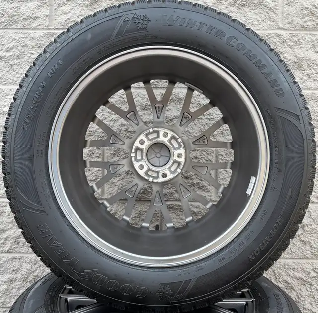 (98%) 4x 235/60R18 Goodyear Winters w/ Genesis GV70 Rims in Tires & Rims in City of Toronto - Image 9