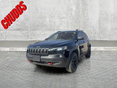 Built for drivers who want real Jeep capability, this used 2021 Jeep Cherokee Trailhawk delivers con...