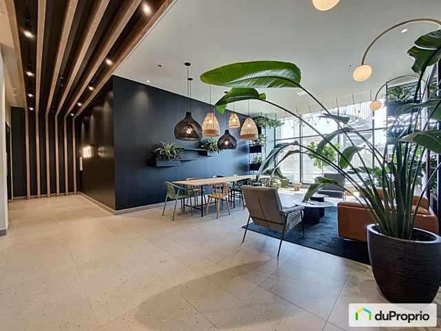 $356,000 - Condominium in Ville-Marie (downtown, old Mtl) — photo 1