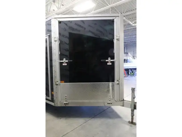 2022 Polaris Polaris PES7.5X14 REMORQUE FERMER TANDEM DEMO in Cargo & Utility Trailers in Laurentides - Image 7