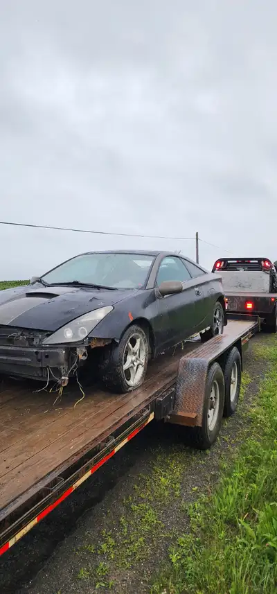 Buying scrap / broken or rusty vehicles . Cars trucks and vans , paying cash . No keys no registrati...
