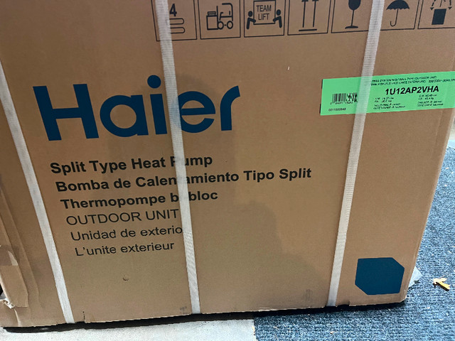 Mini split heat pump in Heaters, Humidifiers & Dehumidifiers in Oakville / Halton Region