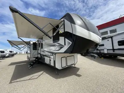 Keystone RV Alpine fifth wheel 3220RL highlights: Underbed Storage Dual Entry Bathroom Kitchen Islan...
