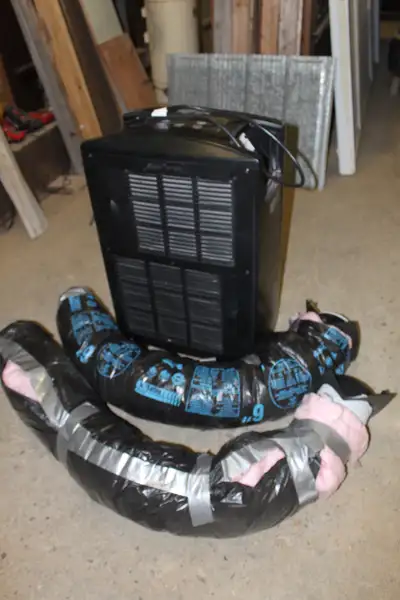 Tripp-Lite model SRCOOL12K portable air conditioner. 12000 BTU. Good working condition. Variable spe...