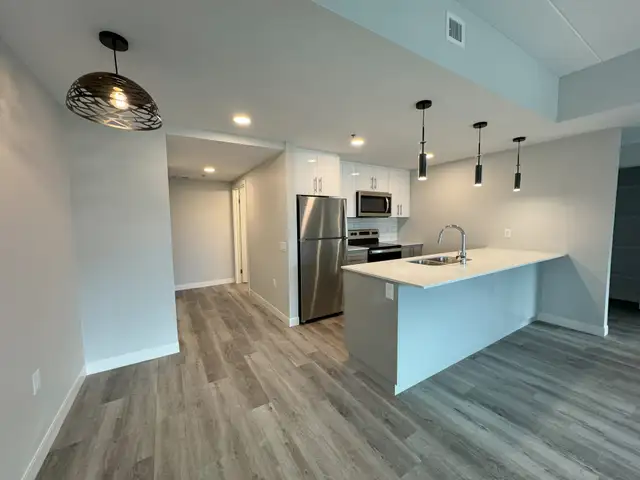 BRAND NEW, Pet Friendly 2Bed/2Bath near University of Manitoba