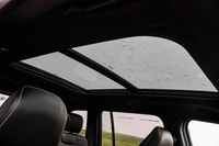This Jeep Grand Cherokee has a dependable Intercooled Turbo Regular Unleaded I-4 2.0 L/122 engine po... (image 5)