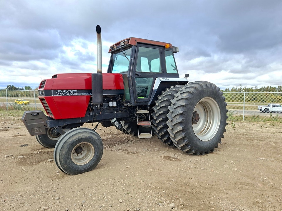 1987 Case IH 2WD Tractor 2594 | Farming Equipment | Regina | Free local ...