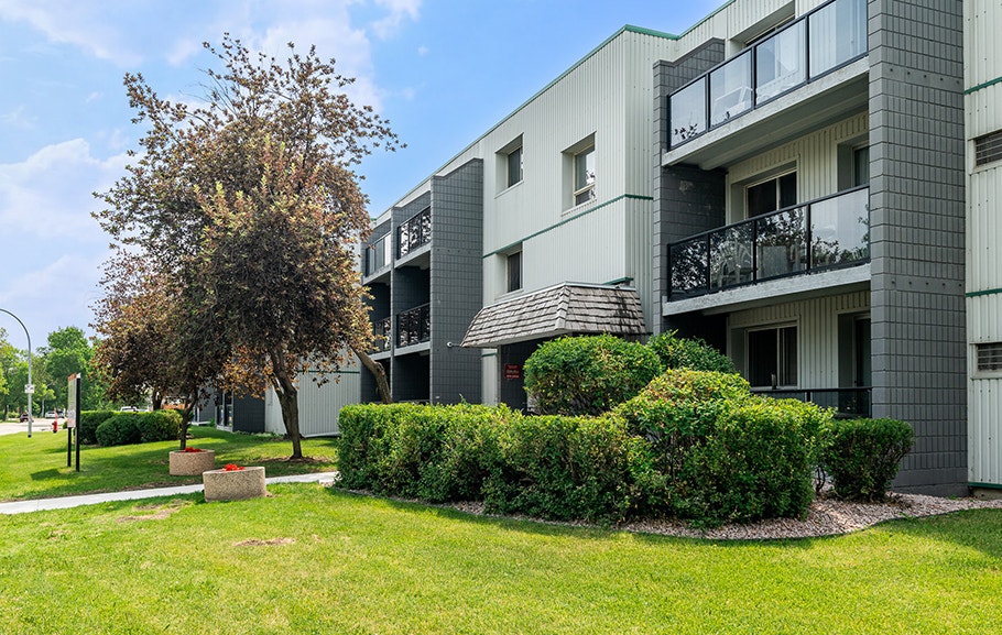 2BR Suites in North Kildonan - All Utilities Included! | Long Term ...
