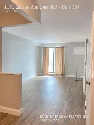 MODERN 1-BEDROOM, 1-BATH 2ND FLOOR UNIT FULLY RENOVATED + HYDRO