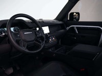 This 2023 Land Rover Defender 90 X-DYNAMIC is s a local Ontario vehicle with a clean Carfax report a... (image 6)