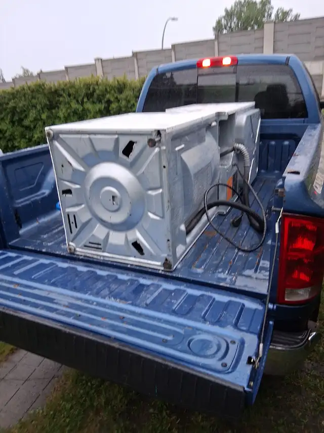 Affordable  Junk Removal  & free  Scrap metal  pick up62864359010178123