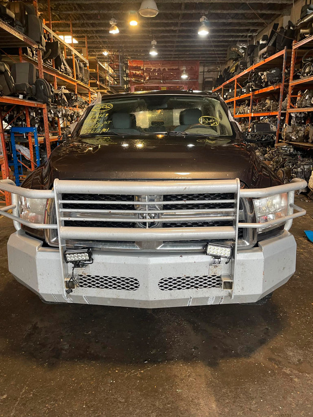 2017 Dodge Ram 3500 Cummins 6.7L for PARTS ONLY in Auto Body Parts in Calgary
