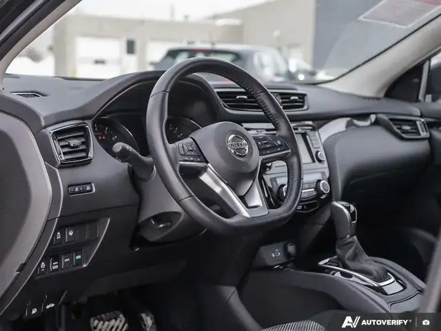 2023 Nissan Qashqai SV | AWD | Propilot Assist in Cars & Trucks in London - Image 10