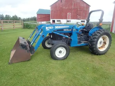 3930 New Holland Tractor With Loader Sales by Rapid-Sell Online Auctions 516 hours -2 Wheel Drive Di...