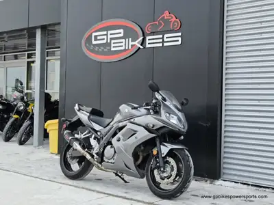 No money down.Credit approved in minutes* OACJust...CLICK HERE 2009 Suzuki SV650SF ABS The 2009 Suzu...