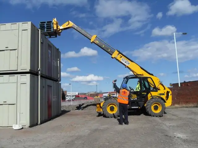 Need a new job? in Construction & Trades in Nelson - Image 3