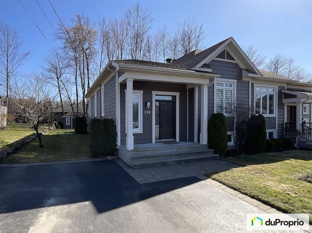 $489,500 - Semi-detached for sale in Granby — photo 1