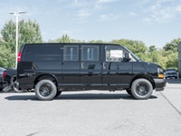 New 2025 GMC Savana Cargo Van with HD Trailering Package - Powerful Gas V6 4.3L engine with automati... (image 2)