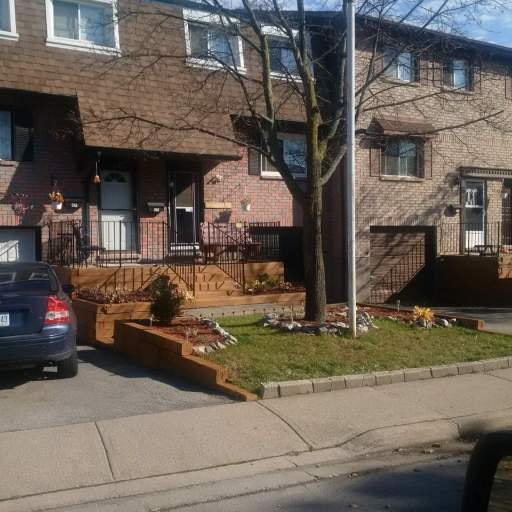 Spacious 3 and 4 bedroom units in a beautiful townhouse complex Long Term Rentals St