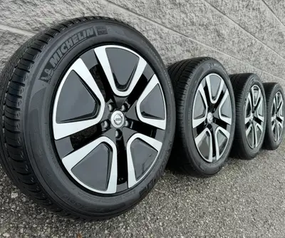 Michelin Primacy MXM4 *VOL Rated* All Season Tires and original 19 inch Volvo XC 40 Two-Tone Gloss B...
