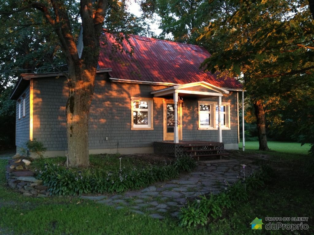 $749,000 - Acreage / Hobby Farm / Ranch for sale — photo 2