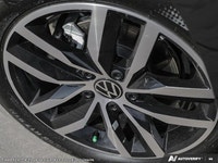 This Volkswagen Jetta delivers a Intercooled Turbo Regular Unleaded I-4 1.5 L/91 engine powering thi... (image 8)