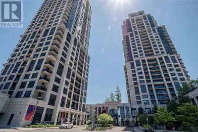 Beautiful Sun-Filled Luxury Corner Unit! Freshly painted throughout, this upscale 2-bedroom, 2-bathr...