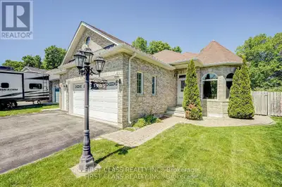MAIN - 1905 WEBSTER BOULEVARD Innisfil (Alcona), Ontario