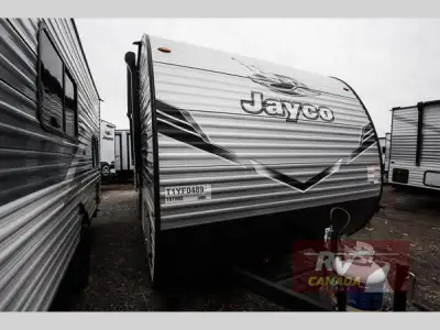 Please Call Us At 613.851.7326 with any questions? Jayco Jay Flight SLX travel trailer 197MB highlig...