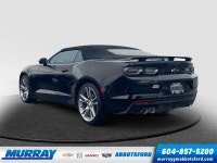 2021 Chevrolet Camaro 2LT Convertible – GM Certified! Get ready for open-air thrills in this stunnin... (image 4)