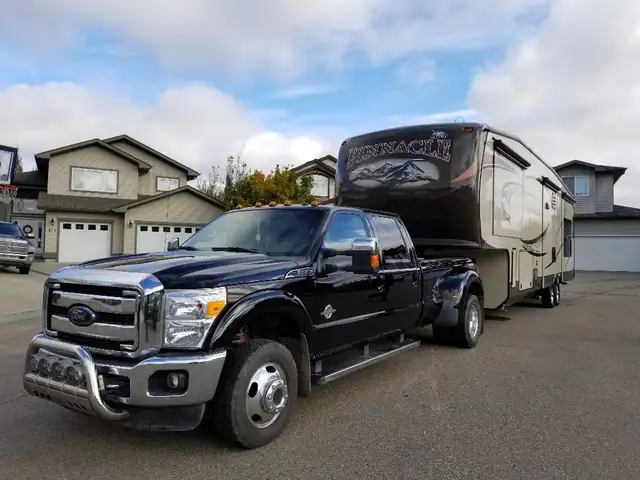 hauling65669455950593123