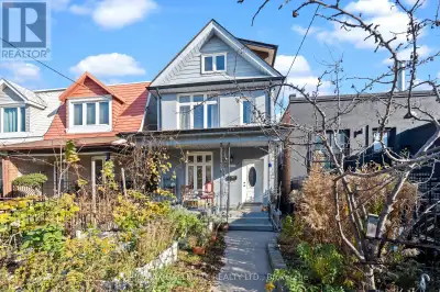 899 LANSDOWNE AVENUE Toronto (Dovercourt-Wallace Emerson-Junctio