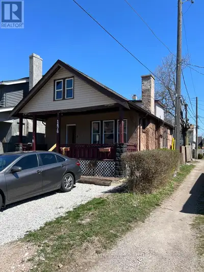 1476 DUFFERIN AVENUE Windsor, Ontario