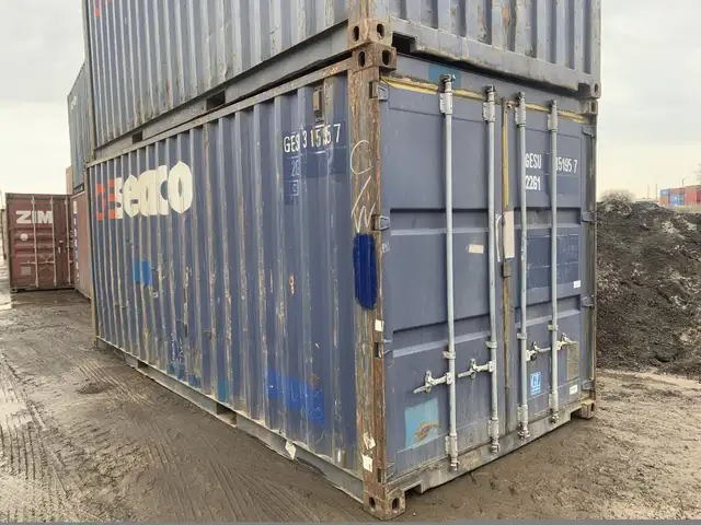 20FT AND 40FT SEA SHIPPING CONTAINERS FOR SALE - USED AND NEW in Storage Containers in Cambridge - Image 9