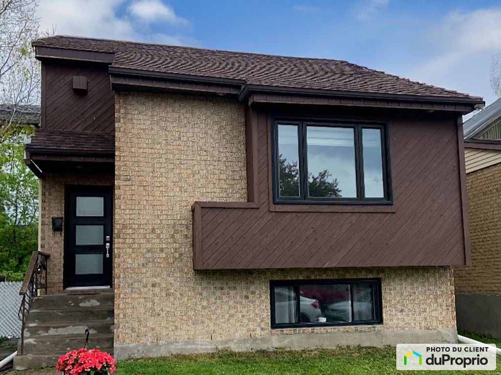 $549,000 - 2 Storey for sale in Longueuil (St-Hubert) — photo 1