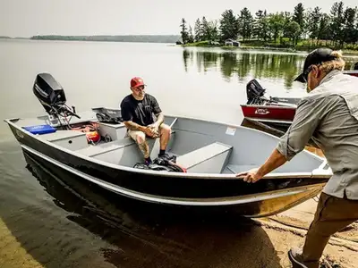 2026 Lund WC-16 Tiller .