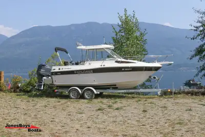 Highlights Yamaha F300 DEC 175 Hours Yamaha T9.9 kicker Lowrance HDS7 VHF Diesel Heater Stereo Washd...