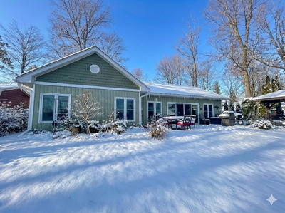 Prepare to be captivated by this exceptionally designed and meticulously crafted 5-year-old waterfro...