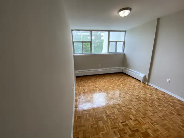 2 BEDROOM APARTMENT FOR RENT in Long Term Rentals in City of Toronto - Image 9