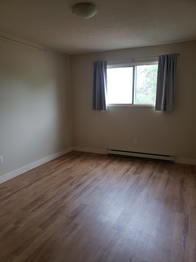 Highland Court 1 bedroom apartment from 1295.00 per month Long Term