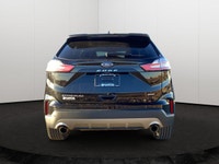 This Ford Edge has a dependable Intercooled Turbo Premium Unleaded I-4 2.0 L/122 engine powering thi... (image 4)