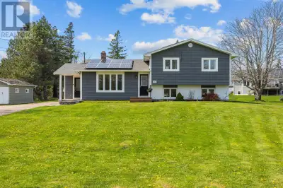 Welcome to 133 Belgrave Drive, a spacious and well-maintained side split home nestled on a quiet str...