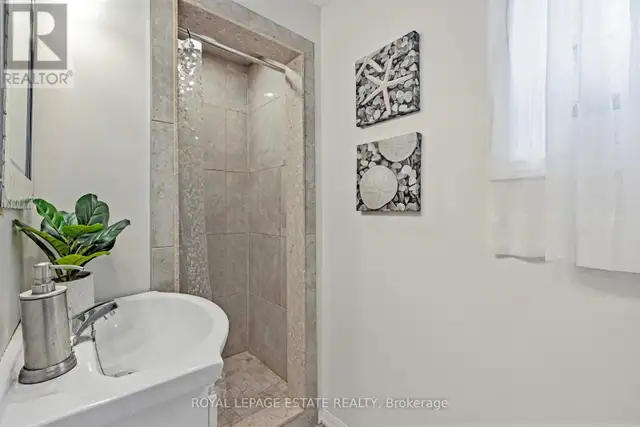 2233 NORTH ORR LAKE ROAD Springwater, Ontario in Houses for Sale in Oakville / Halton Region - Image 10