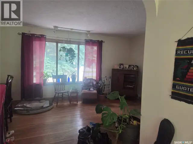 1323 Main STREET Saskatoon, Saskatchewan in Houses for Sale in Saskatoon - Image 3