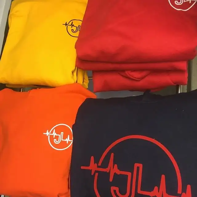 Custom Shirts Hats Hoodies Tees Sweaters and apparel in Multi-item in City of Toronto - Image 4