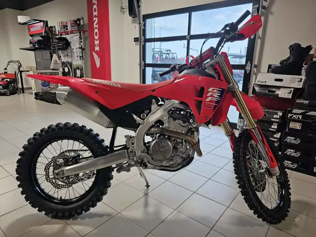 2025 Honda CRF250RX MOTOCROSS/CROSS COUNTRY in Dirt Bikes & Motocross in Grande Prairie - Image 2